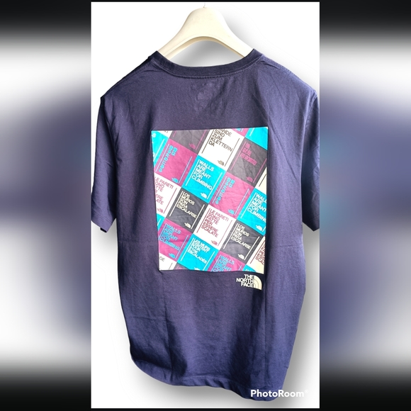 The North face back print crew neck tshirt - Picture 4 of 8